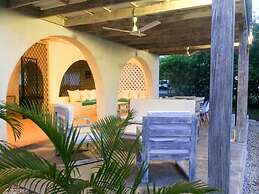 Baobab Beach House Bed & Breakfast