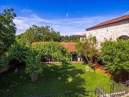 Villa Lav