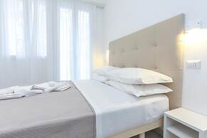 Hotel Tourist Meuble