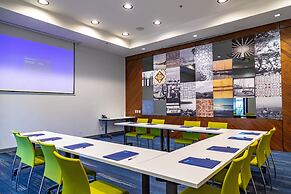 Holiday Inn Express & Suites Ensenada Centro by IHG
