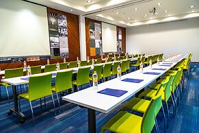 Holiday Inn Express & Suites Ensenada Centro by IHG