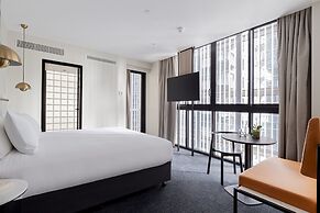 Brady Hotels Jones Lane