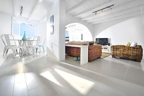 Villa Blanca Duo