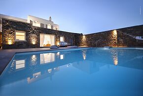 Villa Blanca Duo