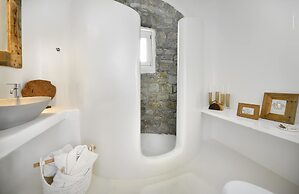 Villa Blanca Duo