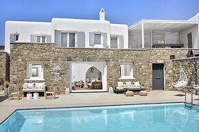 Villa Blanca Duo