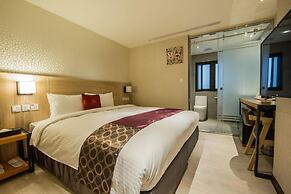 Lucky Apple Hotel