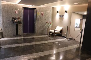 Hotel Embassy