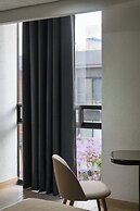 Hotel Embassy