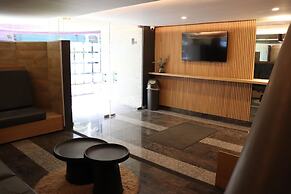 Hotel Embassy