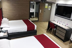 Hotel Embassy