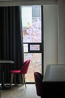 Hotel Embassy