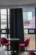 Hotel Embassy