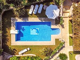 Niko's Art villa