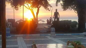 Omer Deniz Motel