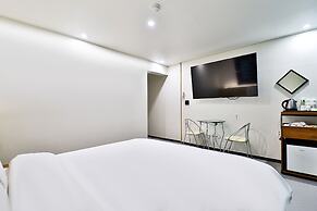 Calm Rest Hotel Busan Sasang