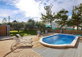 Feronia Villas