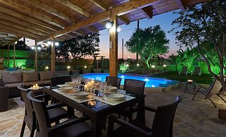 Feronia Villas