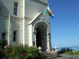 Tyr Graig Castle