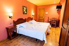 Hotel Peña Pandos
