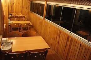 Acelya Hotel
