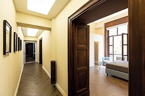Prestigious Apartments Via Barberini