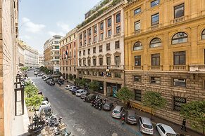 Prestigious Apartments Via Barberini