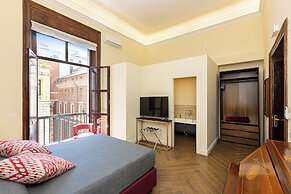 Prestigious Apartments Via Barberini