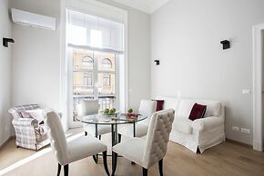 Prestigious Apartments Via Barberini