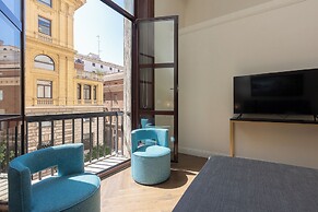 Prestigious Apartments Via Barberini
