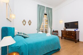 Prestigious Apartments Via Barberini