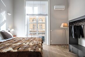 Prestigious Apartments Via Barberini