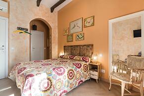 Artistic B&B