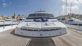 Riti Yacht