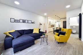 Fishnjak apartments