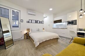 Fishnjak apartments