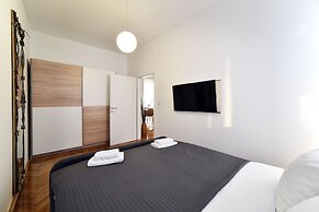 Corner apartments Savska