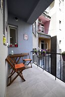 Sunny Apartment