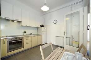 Sunny Apartment
