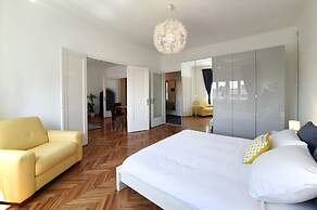 Sunny Apartment