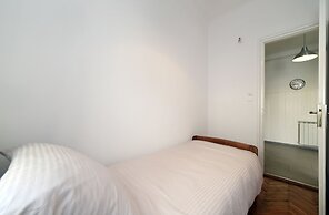 Sunny Apartment