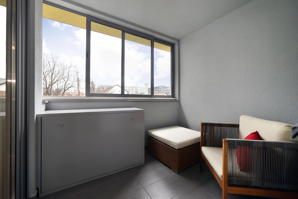 Botanic Apartment