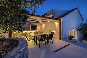 Villa Olive Tree