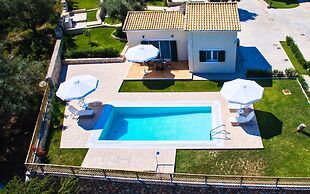 Lefkogea Villas