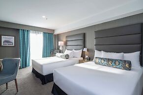 Sandman Signature Ottawa Airport Hotel