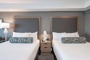 Sandman Signature Ottawa Airport Hotel