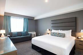 Sandman Signature Ottawa Airport Hotel