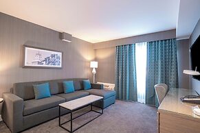 Sandman Signature Ottawa Airport Hotel