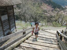 Bikkuri Rietan