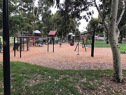 ReadySet Apartments on Altona